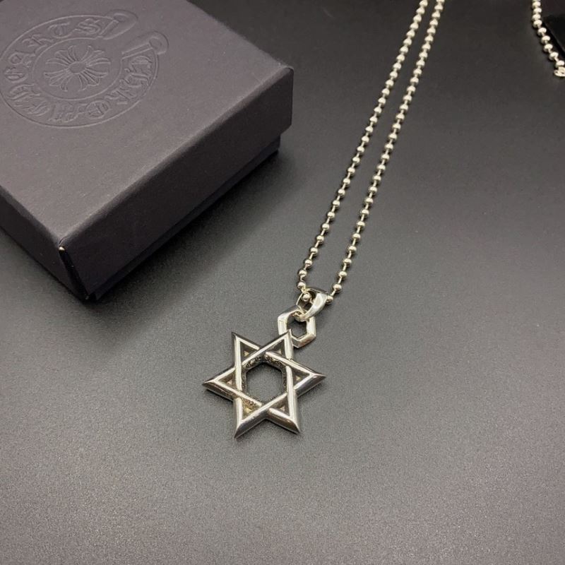 Ch**me He**ts necklaces